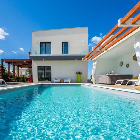 Villa Olea With Heated Pool And Jacuzzi Sukošan エクステリア 写真