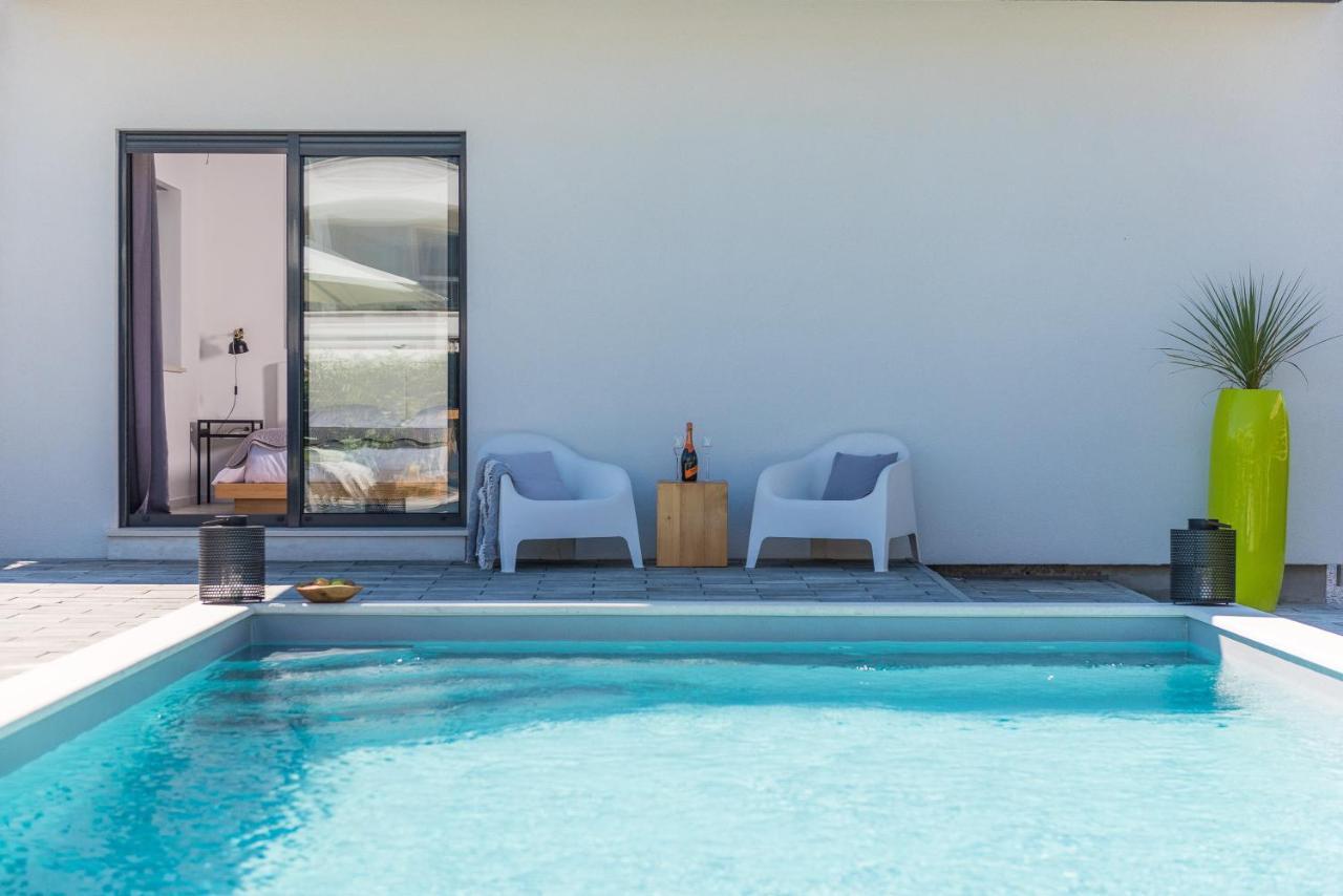 Villa Olea With Heated Pool And Jacuzzi Sukošan エクステリア 写真