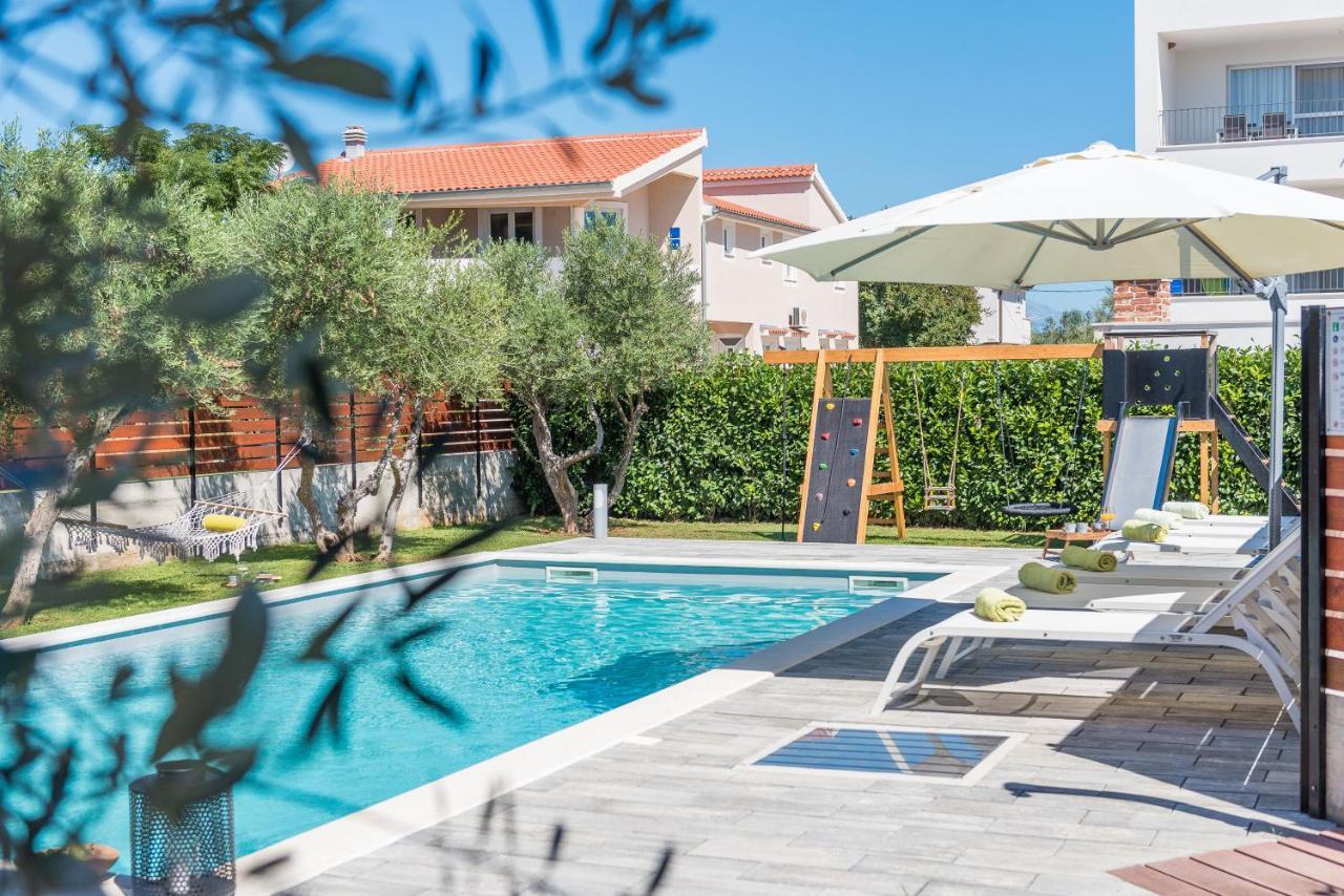 Villa Olea With Heated Pool And Jacuzzi Sukošan エクステリア 写真