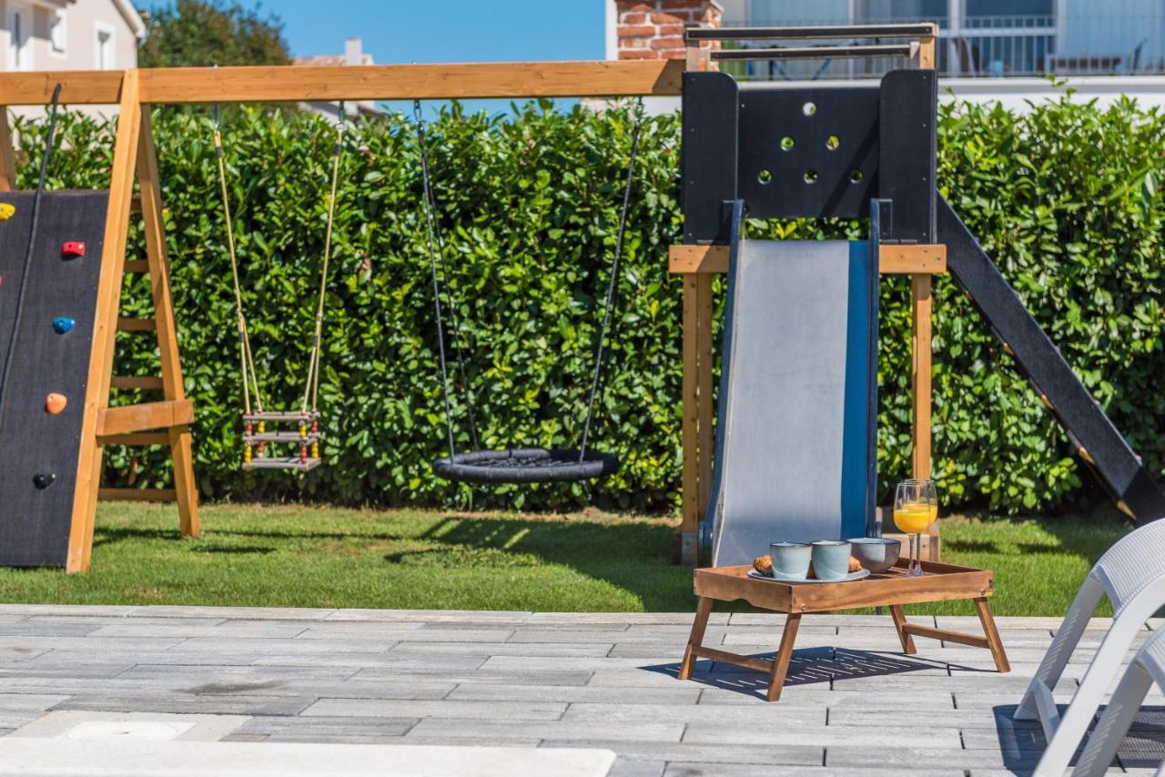 Villa Olea With Heated Pool And Jacuzzi Sukošan エクステリア 写真