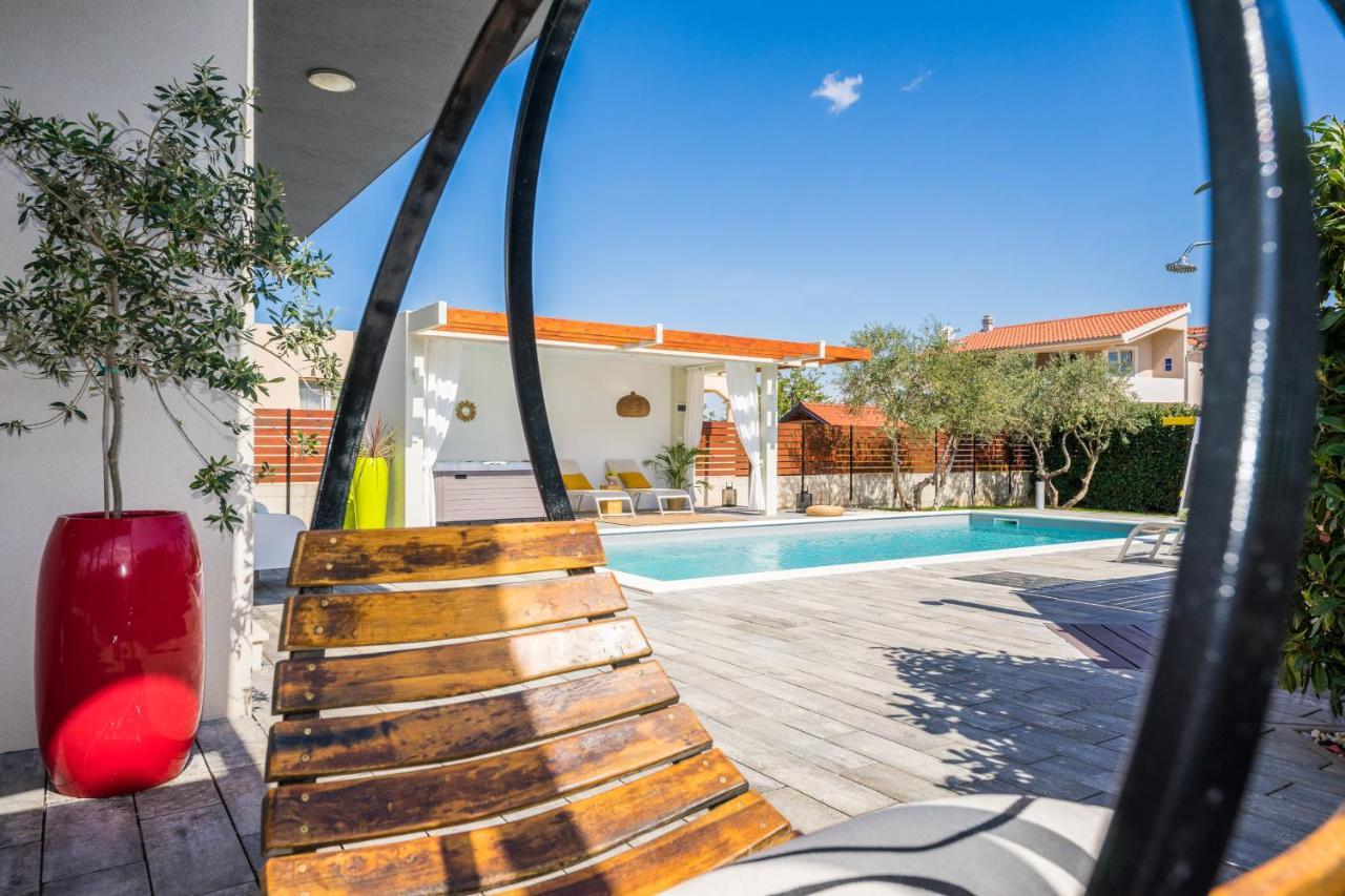 Villa Olea With Heated Pool And Jacuzzi Sukošan エクステリア 写真