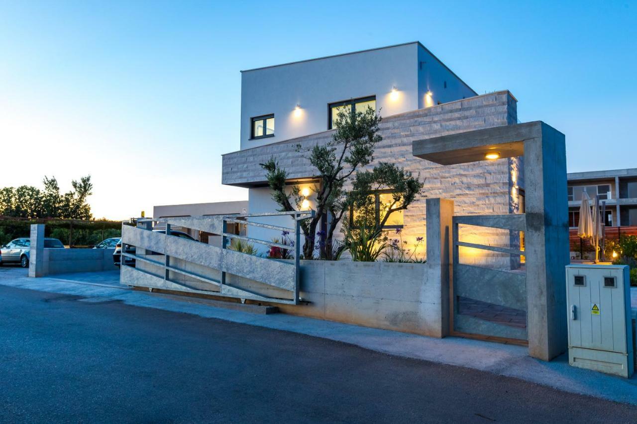 Villa Olea With Heated Pool And Jacuzzi Sukošan エクステリア 写真